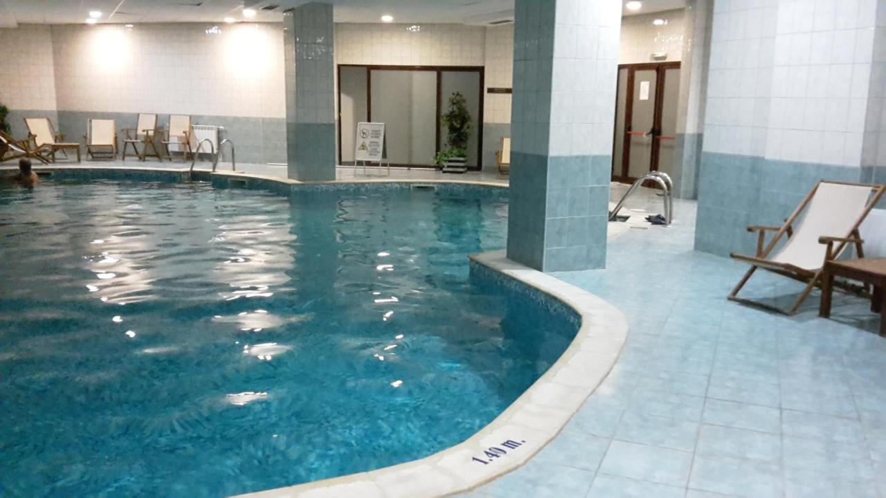 Flora Hotel Studio 波罗维茨 外观 照片
